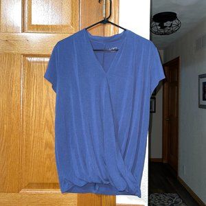 Loft Outlet sz Medium Blue Criss Cross Shirt Top